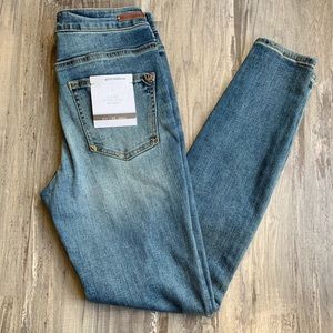 NEW Anthropologie Pilcro High Rise Skinny Jeans 25